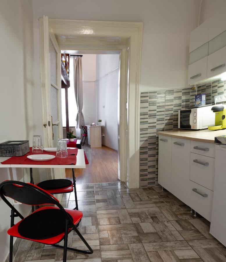 Best Neighbour Apartment Boedapest Buitenkant foto