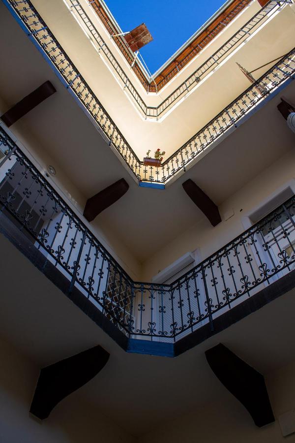 Best Neighbour Apartment Boedapest Buitenkant foto